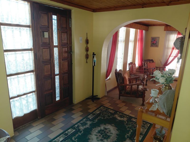 Spacious & Versatile Home in Convenient Location – 16 Wernich Street, Despatch - Photo 6