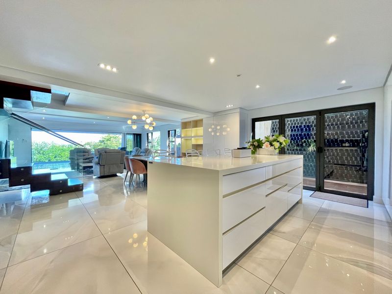 Coastal Living Redefined - Photo 5