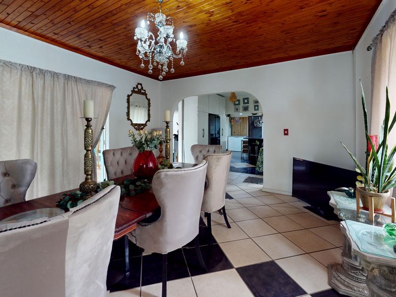 Family home in Theresapark - Photo 7