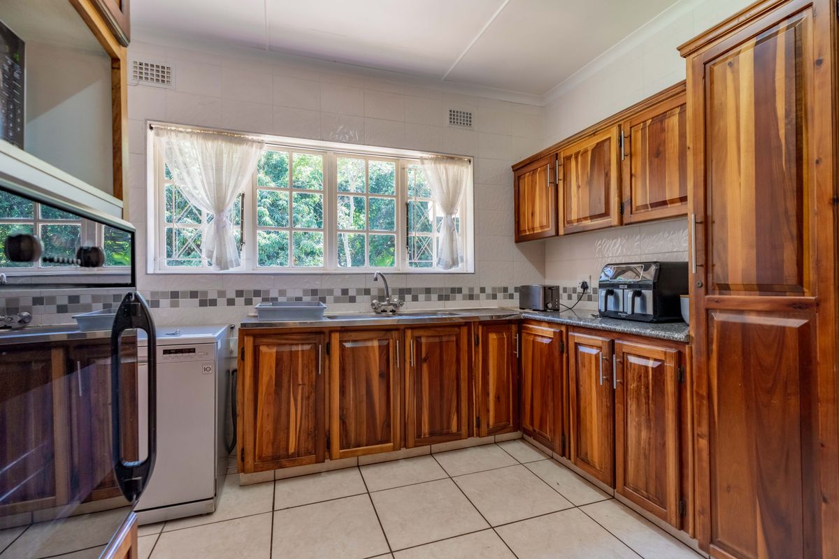 Welcome to Your Cosy Starter Home in Athol Heights, Westville - Photo 4