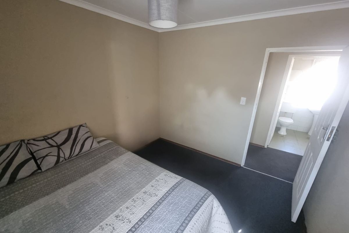 3-Bedroom Home with Bachelor Flat and Large Yard in Secunda - Photo 5
