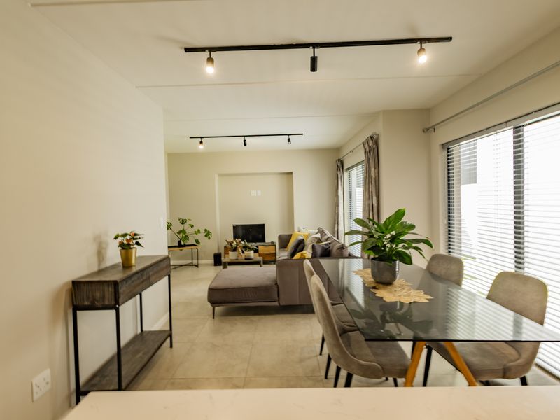 Stunning 3-bedroom duplex for sale in Haasendal, Kuils River—perfect blend of comfort and style! - Photo 8
