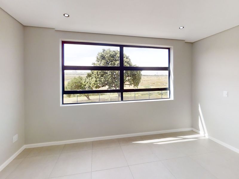 Stunning 3-bedroom duplex for sale in Haasendal, Kuils River—perfect blend of comfort and style! - Photo 10