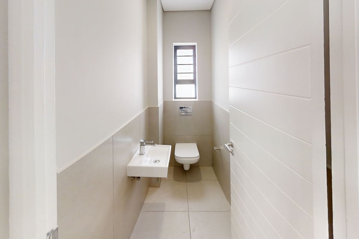 Stunning 3-bedroom duplex for sale in Haasendal, Kuils River—perfect blend of comfort and style! - Photo 5