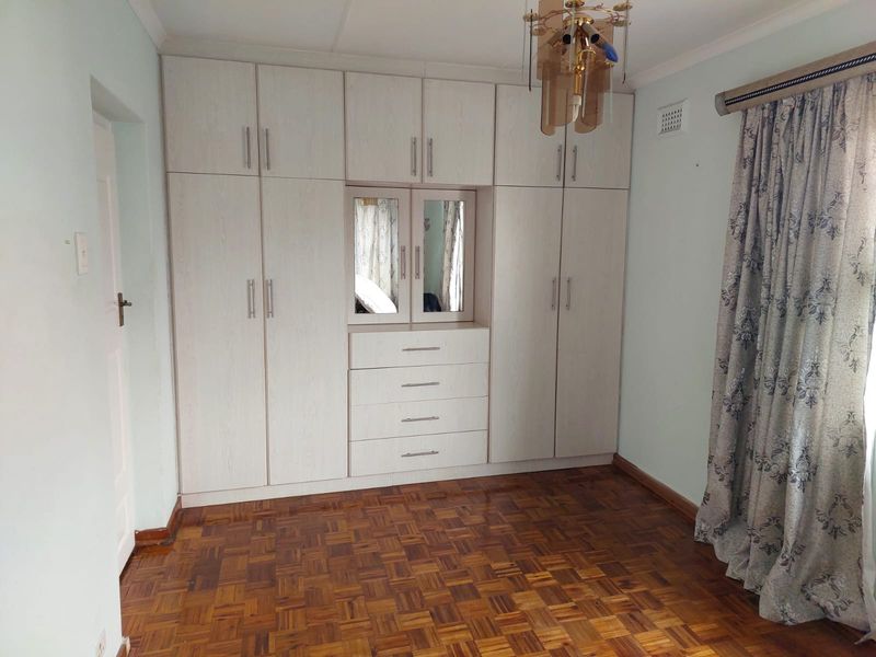 Well Maintained Luxury Home in Sought After Brighton Beach  Entertainer’s Paradise! - Photo 6