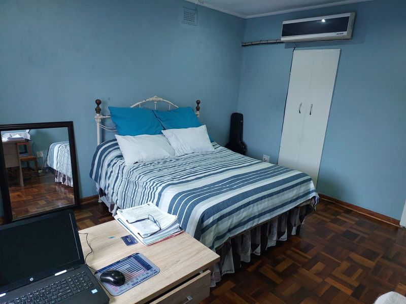 Well Maintained Luxury Home in Sought After Brighton Beach  Entertainer’s Paradise! - Photo 5