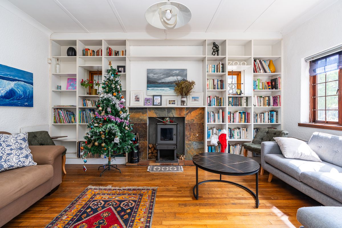 A Truly Unique & Exceptionally Versatile Family Home - Photo 2