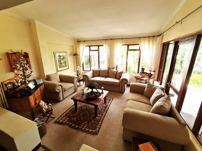 Established Family Home with Abundant Investor Appeal in Jeffreys Bay - Photo 6