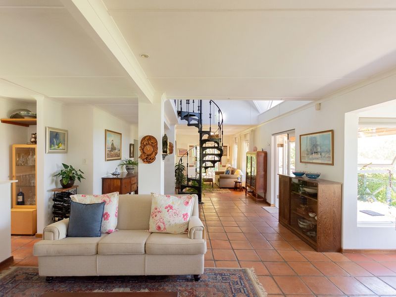 A Lush, Character-Filled Retreat in the Heart of Riebeek-Wes - Photo 10