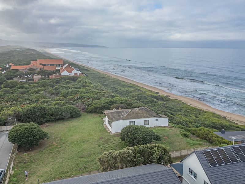Large stand with epic ocean views from Glentana to the Point in Mossel Bay. - Photo 4