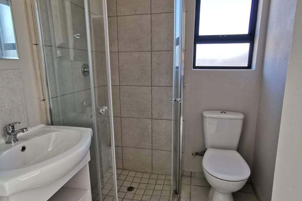 3 BEDROOM MORDEN SECTIONAL TITLE IN BRAKPAN KENLEAF.... - Photo 5