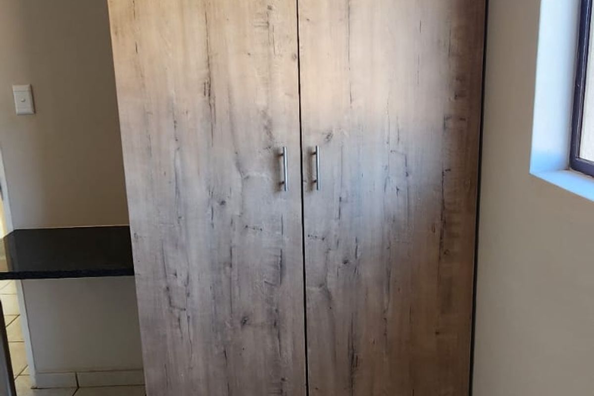 3 BEDROOM MORDEN SECTIONAL TITLE IN BRAKPAN KENLEAF.... - Photo 4