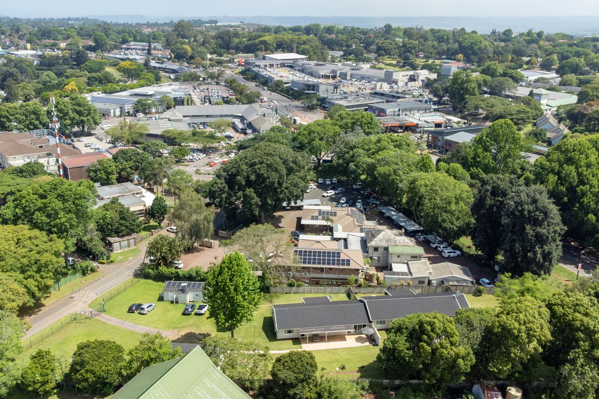 Rare Commercial Zoning Central Property with level acre - Photo 2