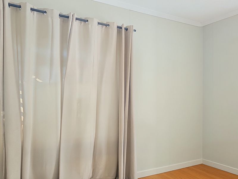 Spacious 2 Bedroom Garden Cottage with Private Entrance - Photo 10