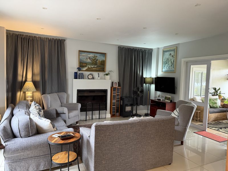 Modern Double-Storey Home in Garlington Estate – Lock-Up-and-Go Living at Its Best - Photo 10