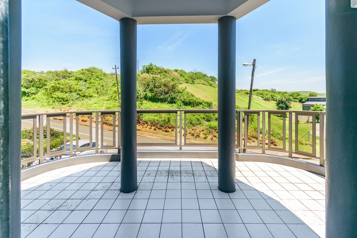 North Coast home - Photo 4