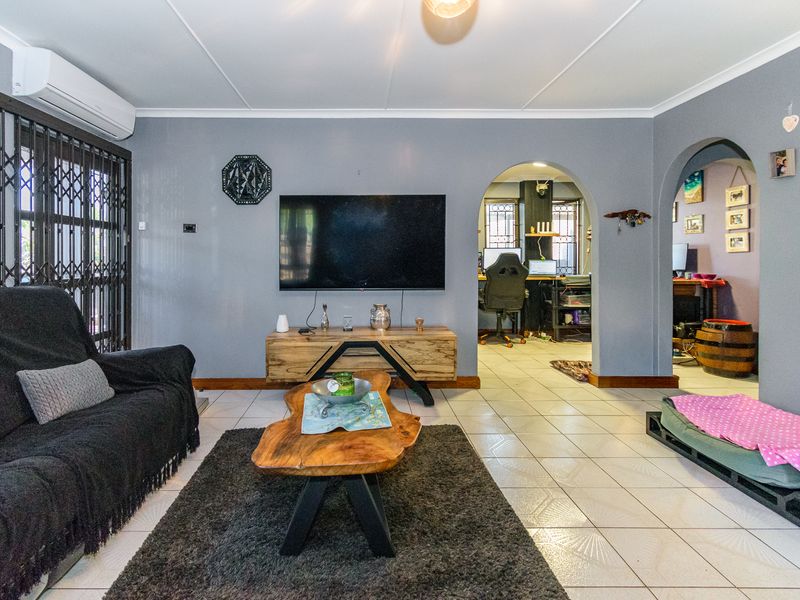 North Coast home - Photo 6