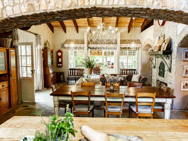 Authentic French Home - Photo 6