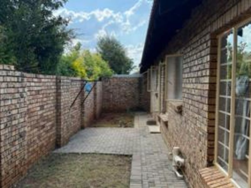 EXCELLENT INVESTMENT OPPORTUNITY. - Photo 4