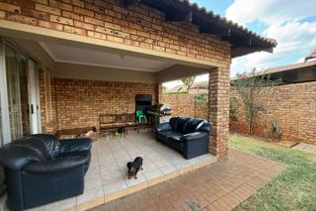 EXCELLENT INVESTMENT OPPORTUNITY. - Photo 3