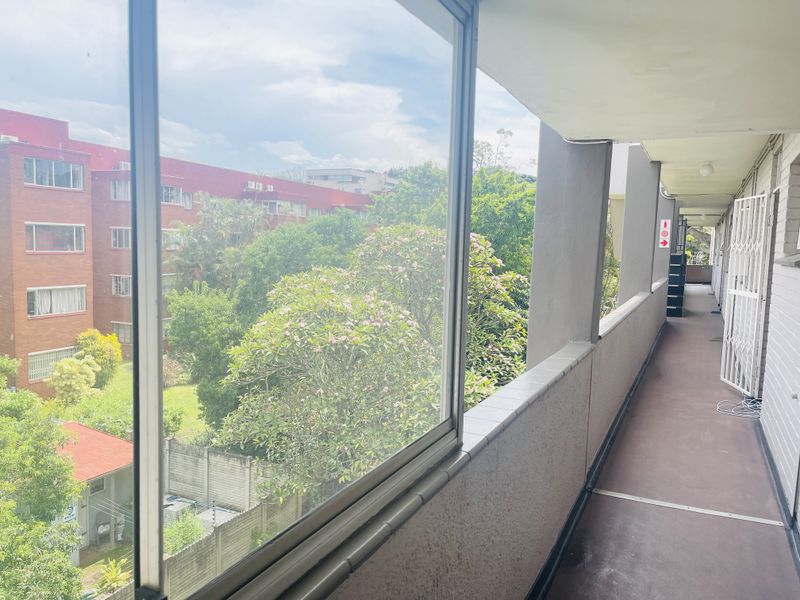 Spacious Bachelor Apartment perfect as a starter home or rental investment. - Photo 2