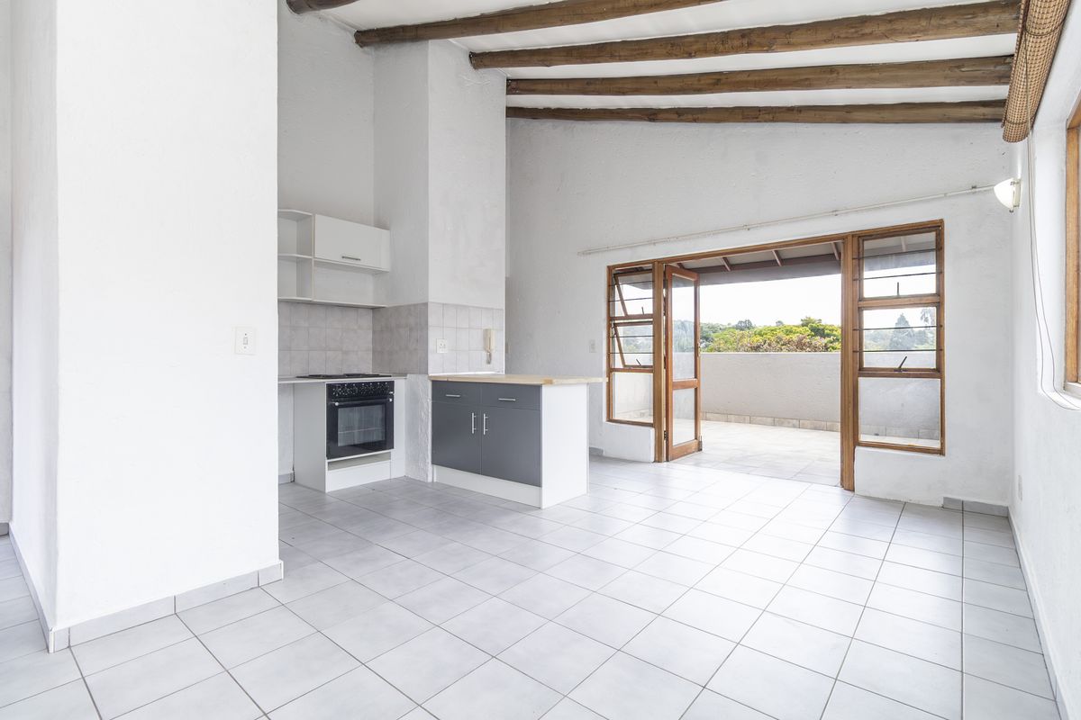 Stylish 1-bedroom apartment in Paulshof, Sandton, offering modern living with convenience and comfor - Photo 3