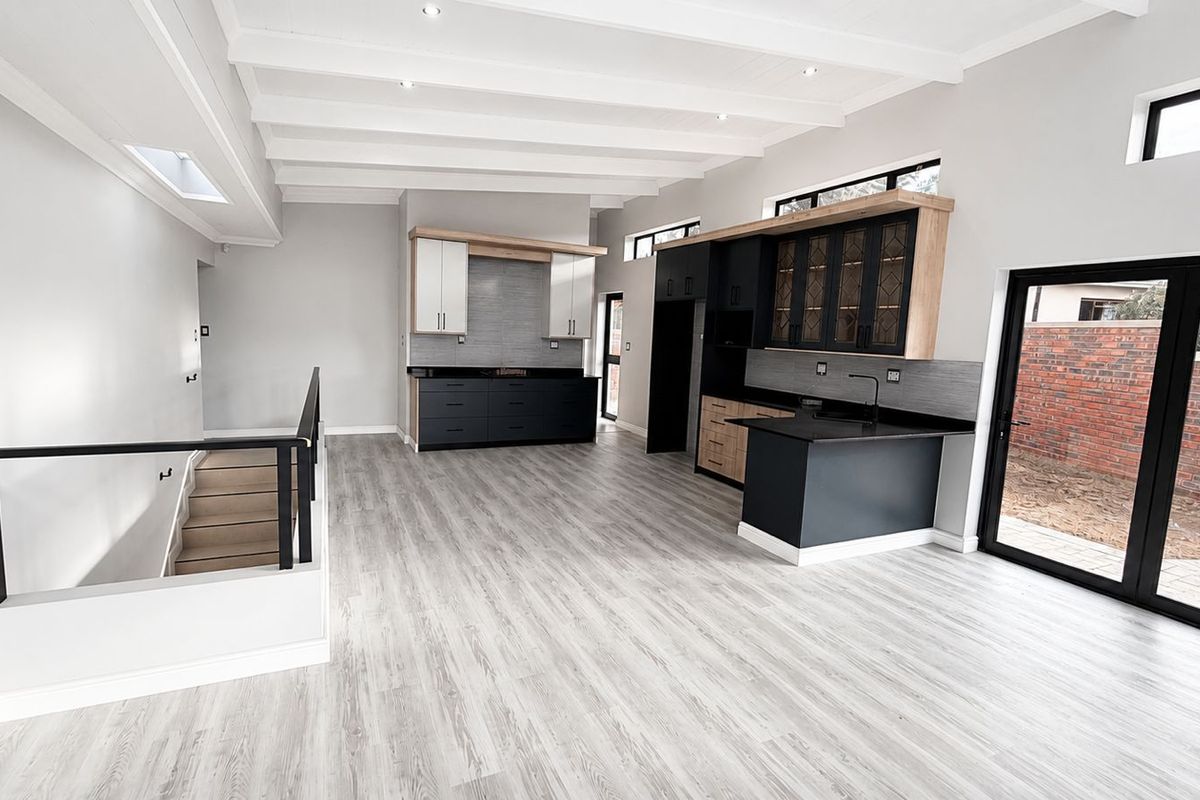 Brand-New Modern Home for Sale in Linkside, Mossel Bay - Photo 4