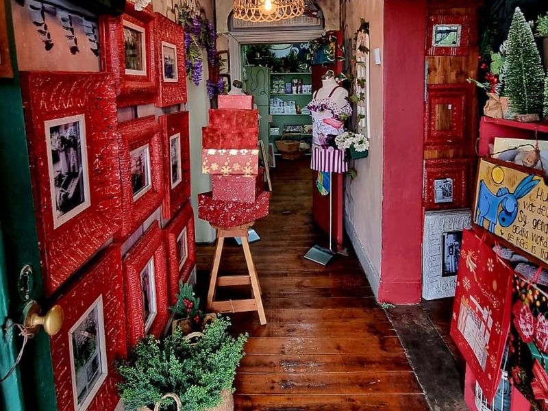 House on Main Street for sale, near CBD - Photo 9