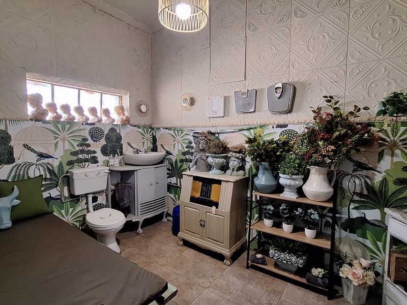 House on Main Street for sale, near CBD - Photo 8