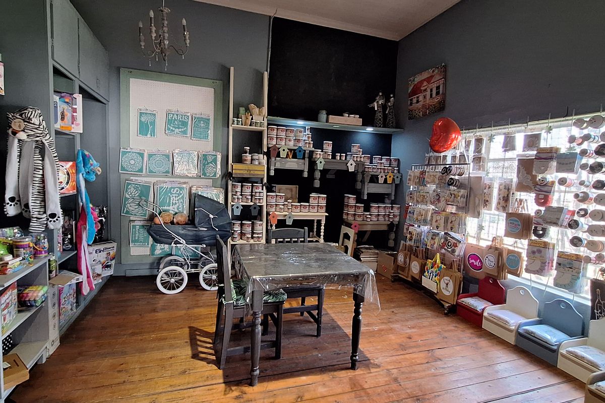 House on Main Street for sale, near CBD - Photo 5