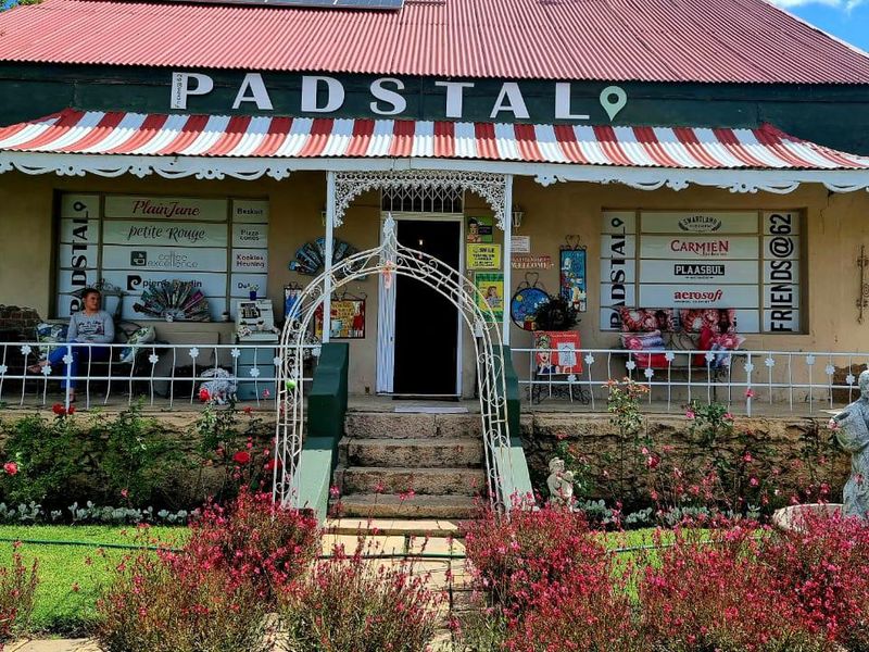 House on Main Street for sale, near CBD - Photo 2