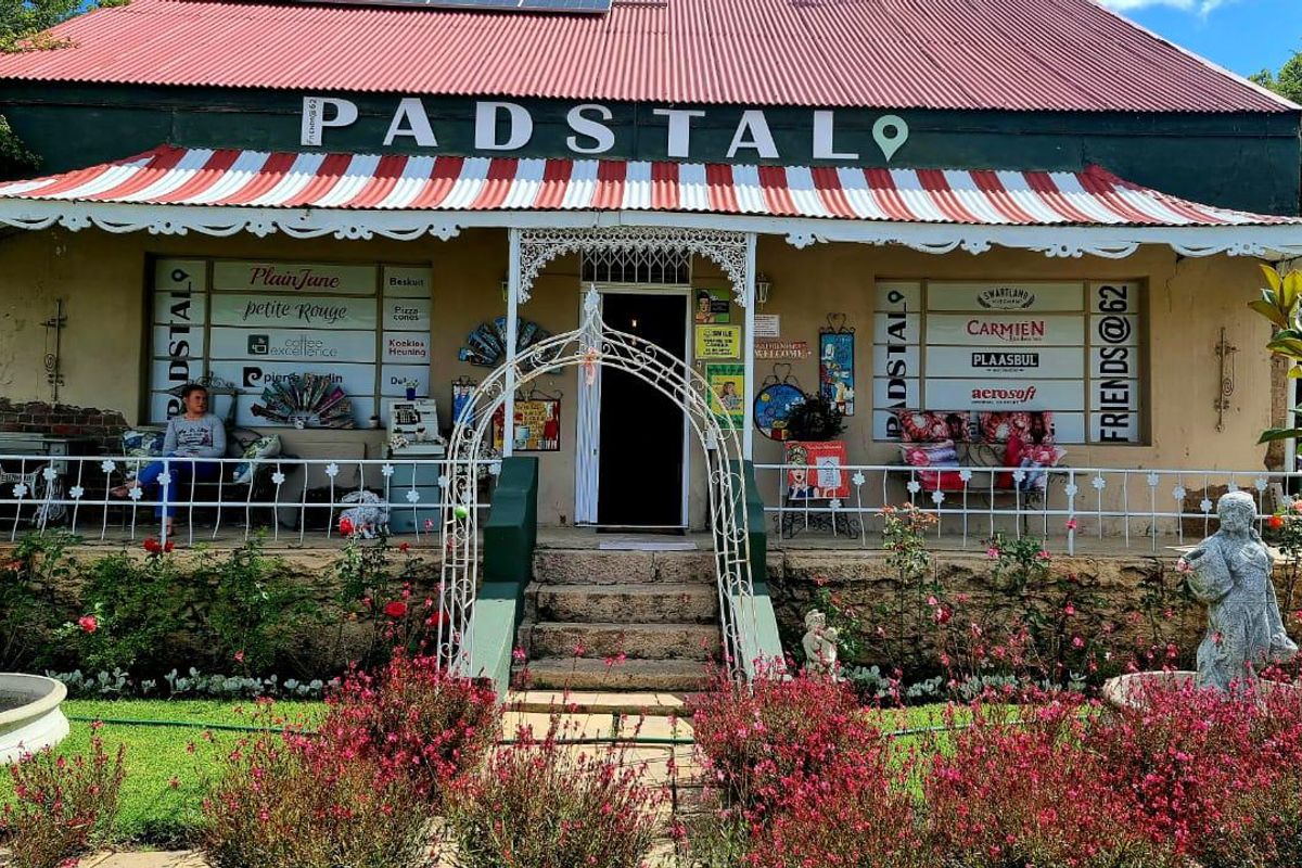 House on Main Street for sale, near CBD - Photo 2