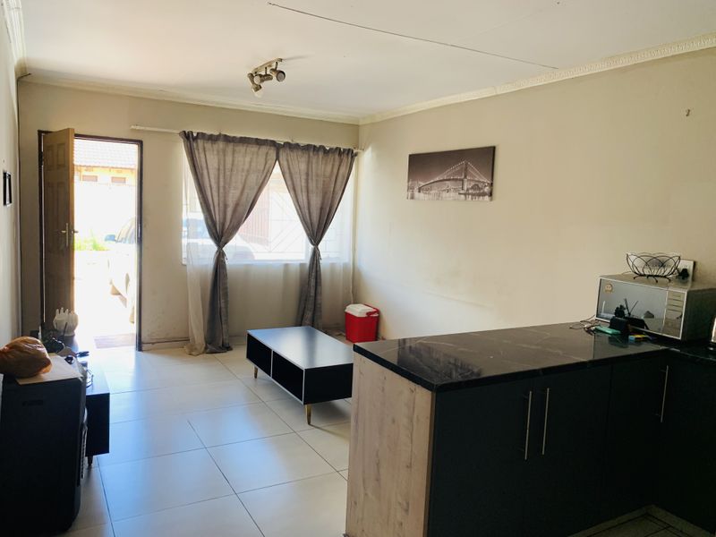 Cozy, safe living! - Photo 8