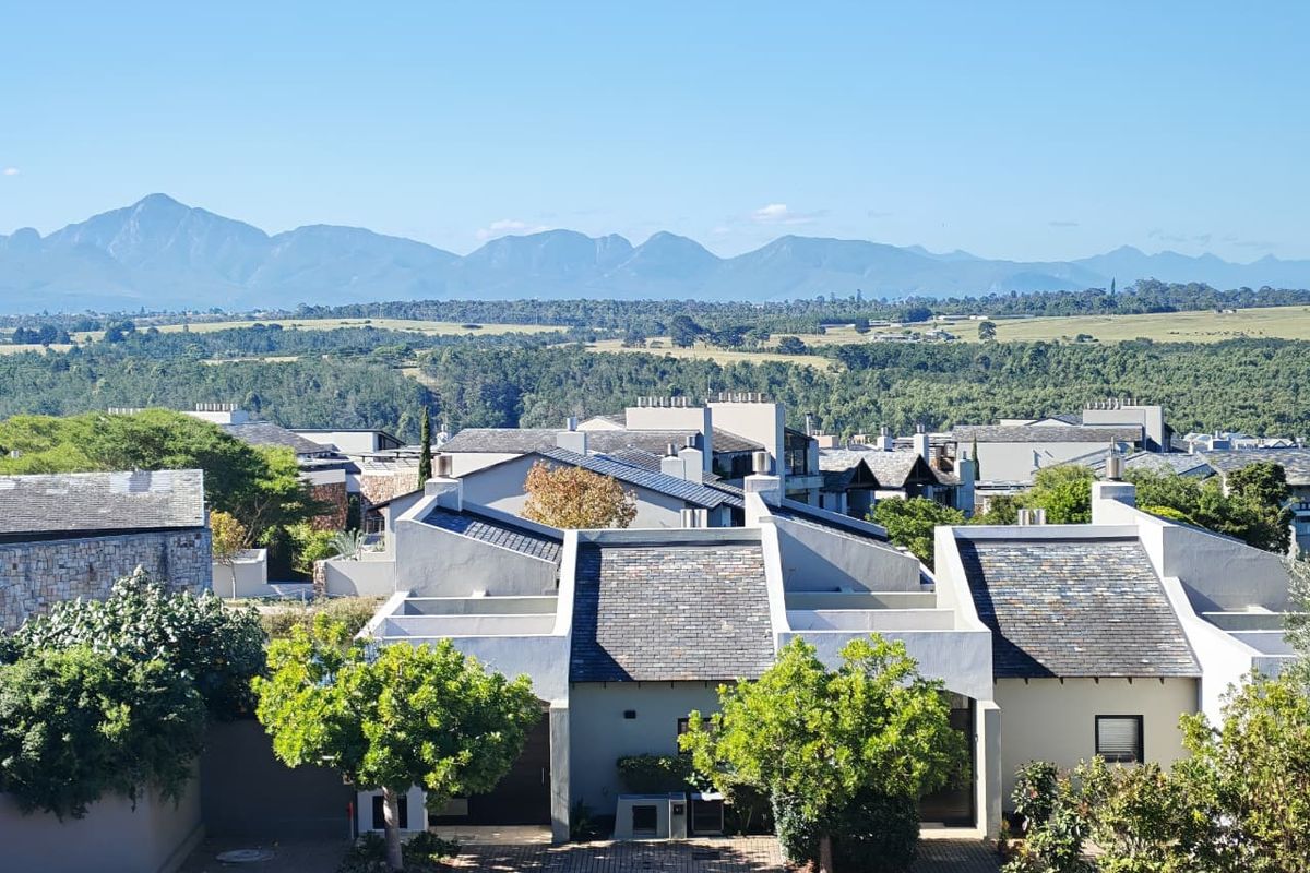 Waterside golf estate living - Photo 2