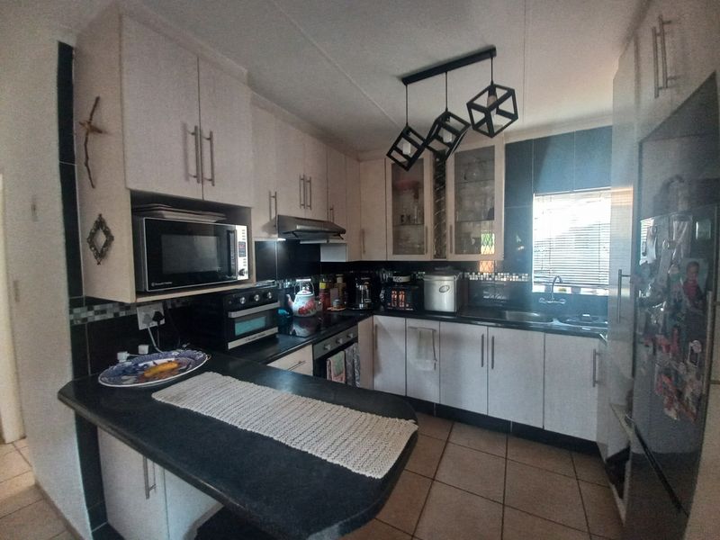 Your Private Retreat in Arendskloof Estate - Photo 4