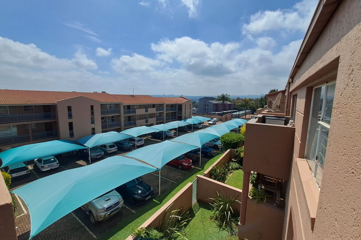 Modern Apartment in Sought-After Brazilia Complex - Photo 2