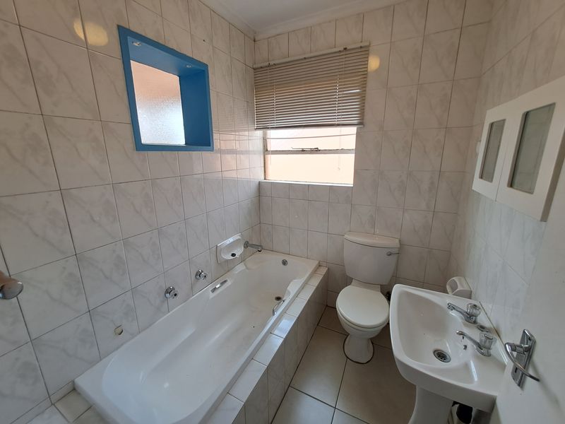 Modern Apartment in Sought-After Brazilia Complex - Photo 10