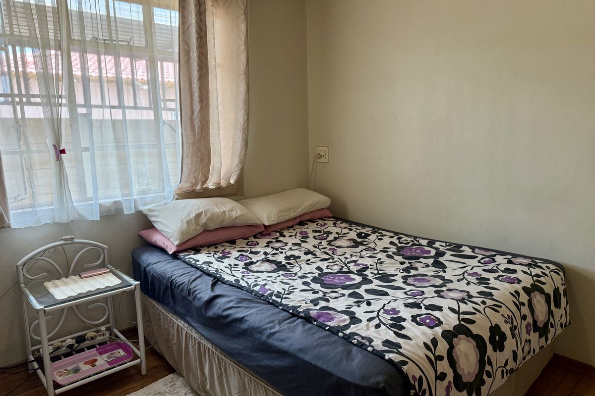 3 Bedroom Family Home with Conversion Potential - Photo 4