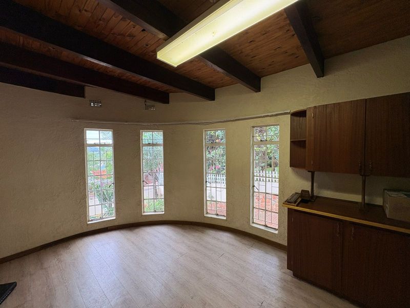 Spacious Family Living With Endless Potential & Suburban Charm - Photo 8