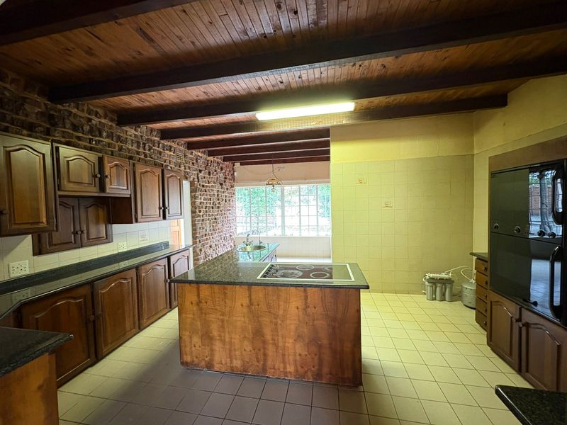 Spacious Family Living With Endless Potential & Suburban Charm - Photo 6