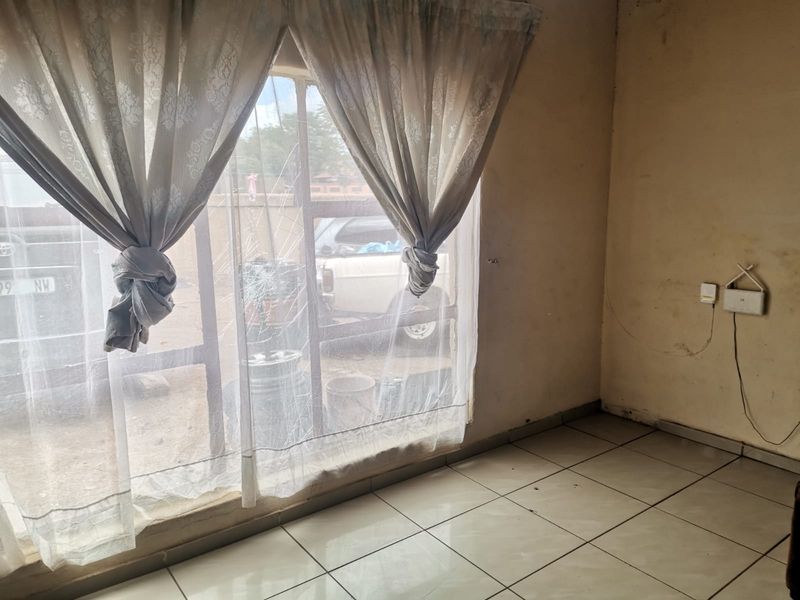 A Hidden Gem With Big Potential — Your Next Project in Letlhabile - Photo 3