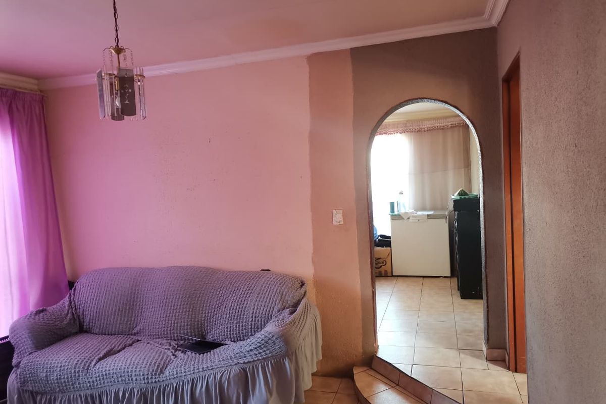 Make This House Your Home - Photo 4