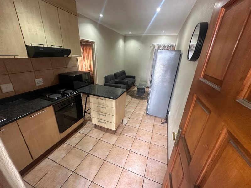 One Bedroom Apartment in Nelspruit Central - Photo 5