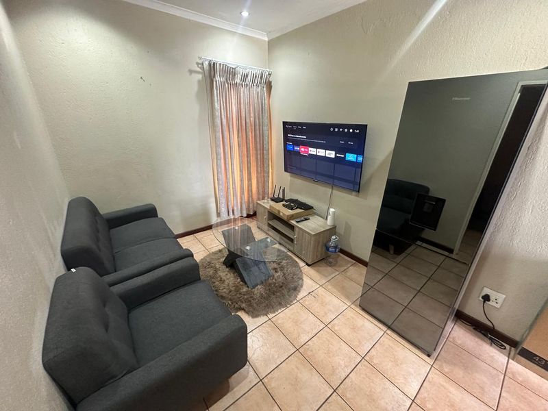 One Bedroom Apartment in Nelspruit Central - Photo 6
