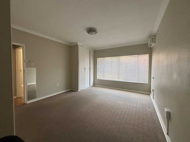Perfect Location - Photo 6