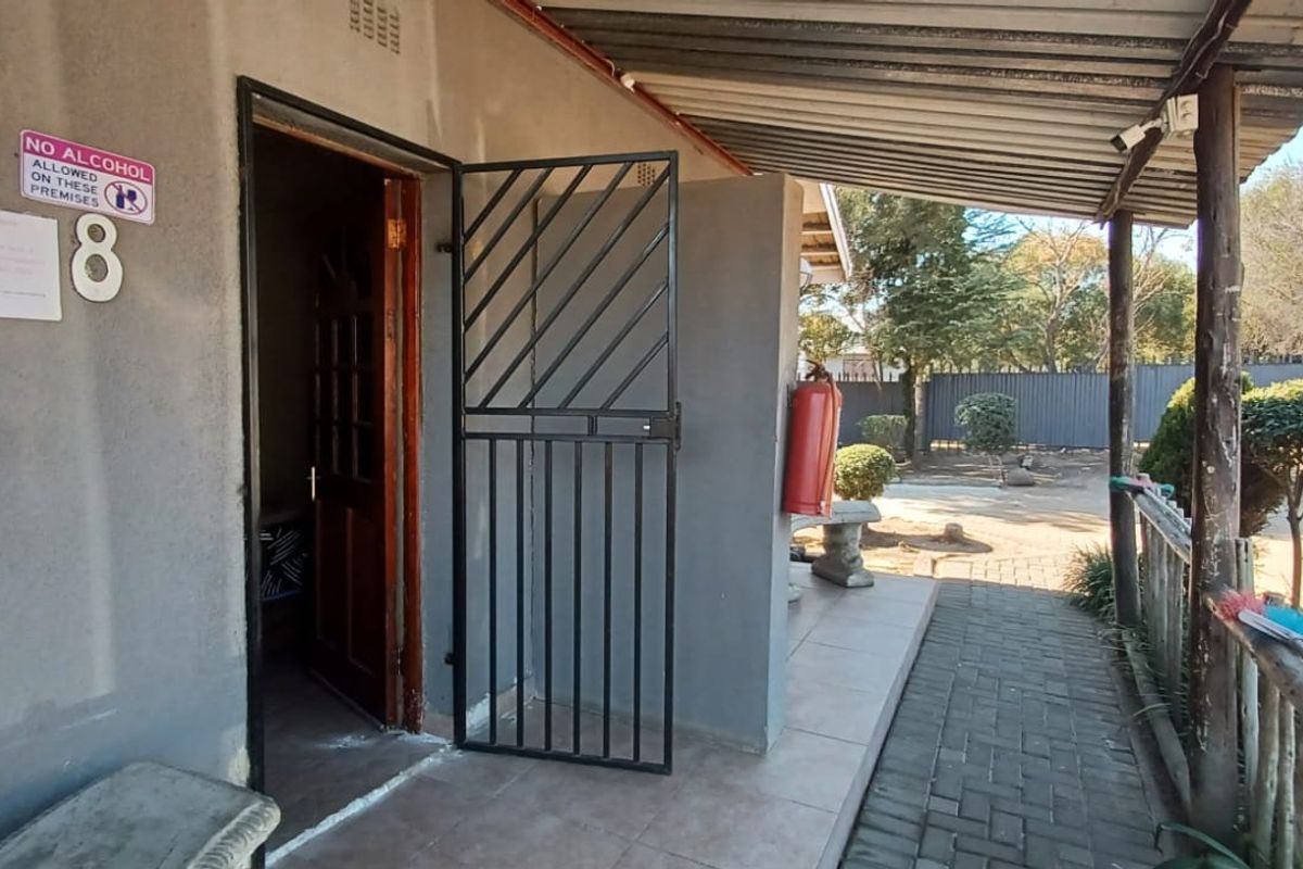 House For Sale In Secunda - Photo 4