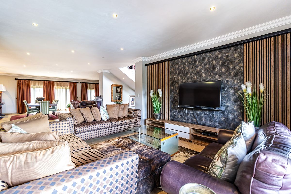 Exceptional 5 bedroom house in Sable Hills For Sale - Photo 4
