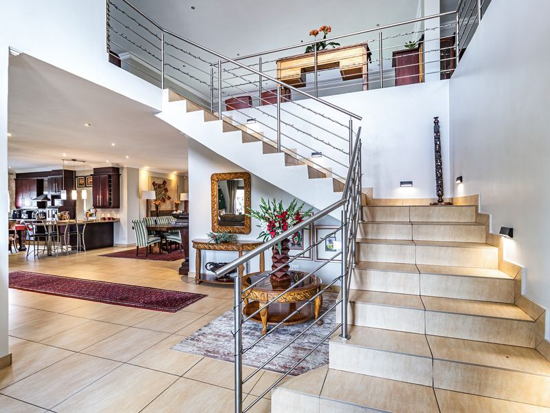 Exceptional 5 bedroom house in Sable Hills For Sale - Photo 3