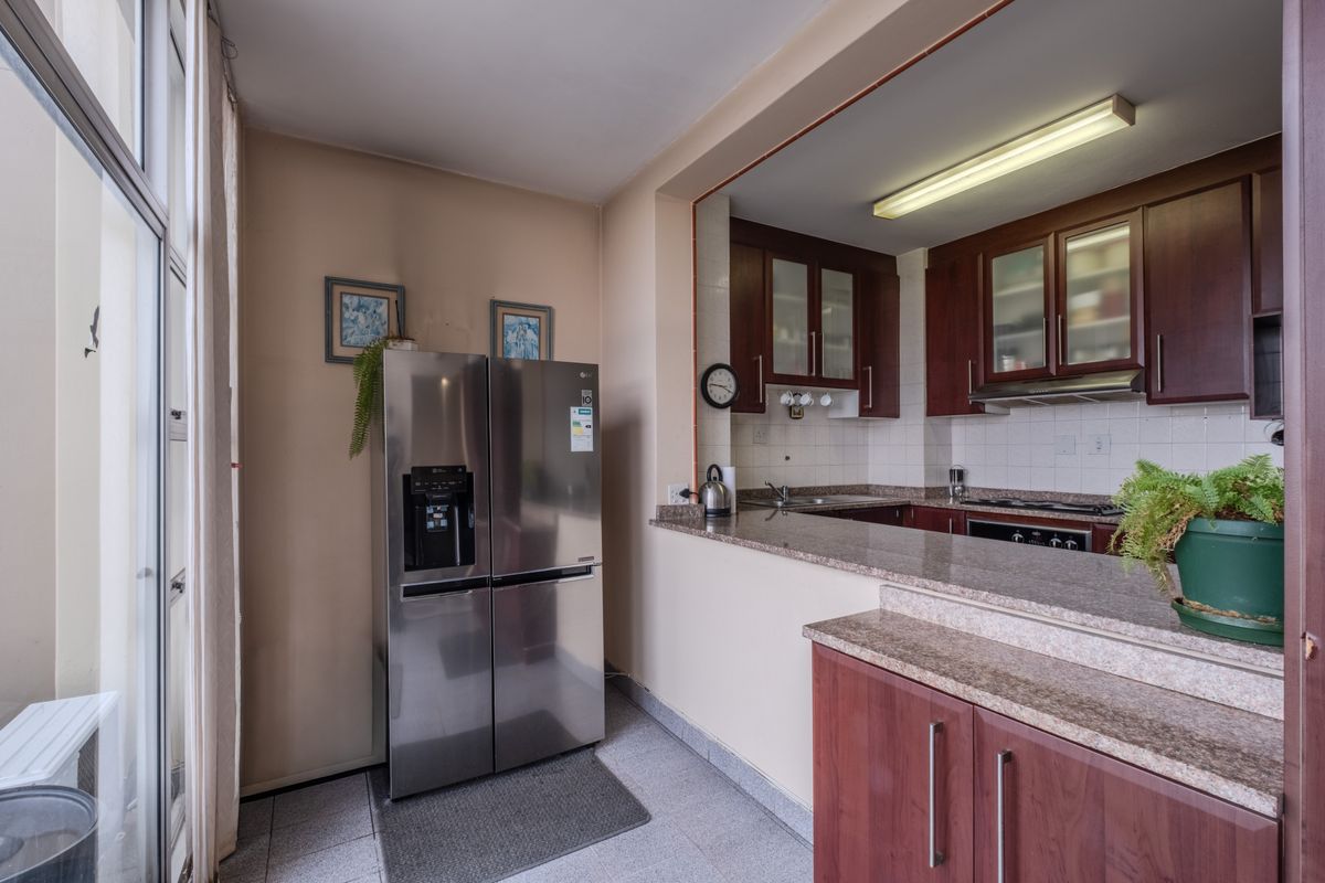 Priced to go duplex with exceptional river & sea views - Photo 5