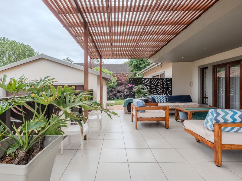 4 Bedroom 4 Bathroom home in Herrwood Park - Photo 4